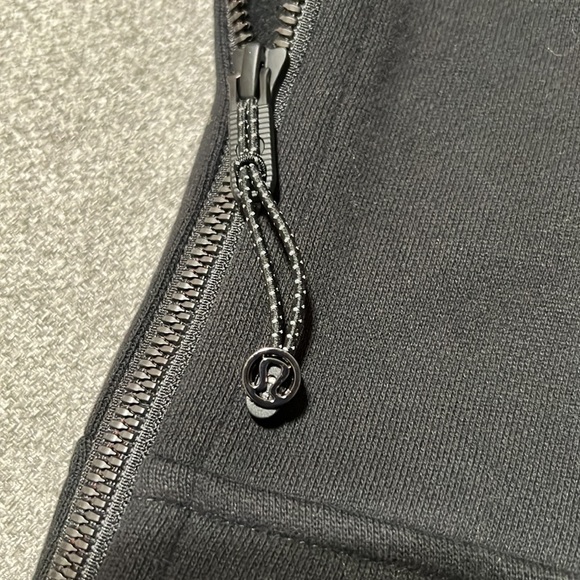 Lululemon Scuba Full Zip - Picture 5 of 5